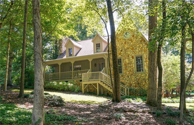 1524 Court Circle - Photo 1