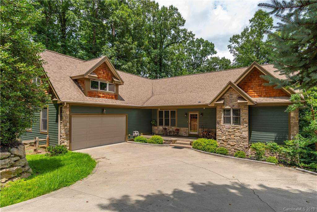 727 Greenwood Drive - Photo 1