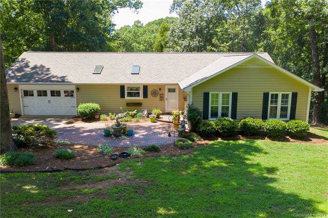 206 Island View Road - Photo 1 206 Island View Road - Photo 1