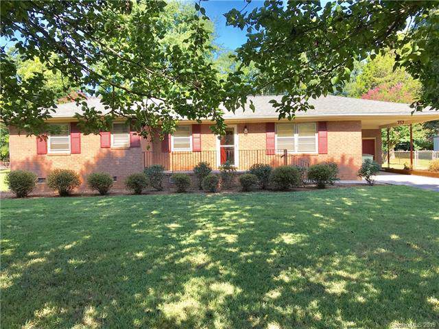 353 Fieldstone Road - Photo 1