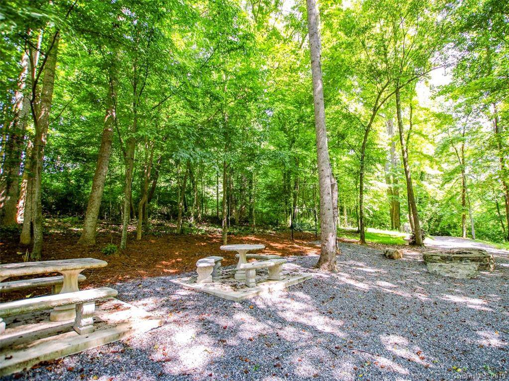 1405 Karriker Lane - Photo 1