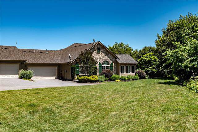 802 Wynnshire Drive - Photo 1