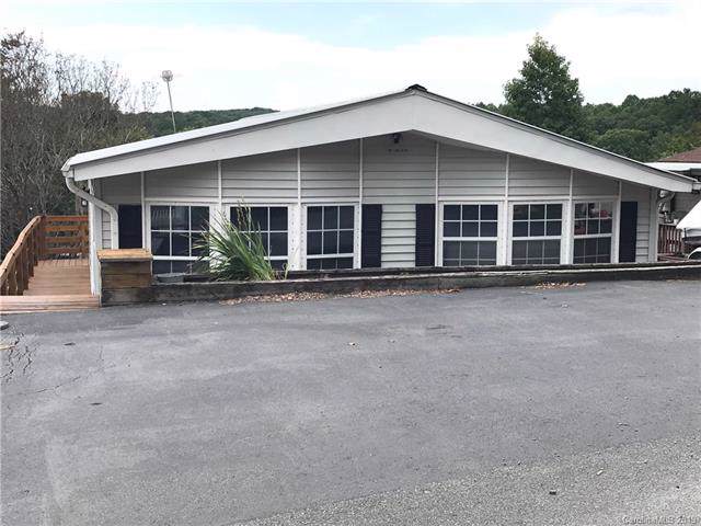 113 Maple Drive - Photo 1
