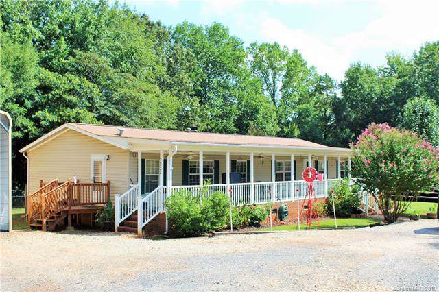7822 Van Wyck Road - Photo 1