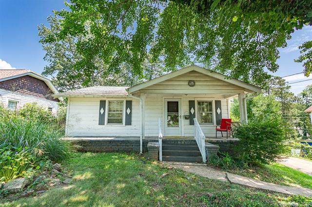 1 Grace Avenue - Photo 1