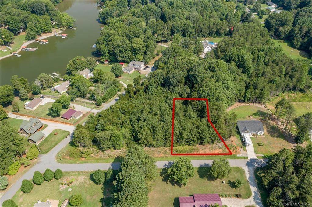 7160 Rolling Hills Drive - Photo 1