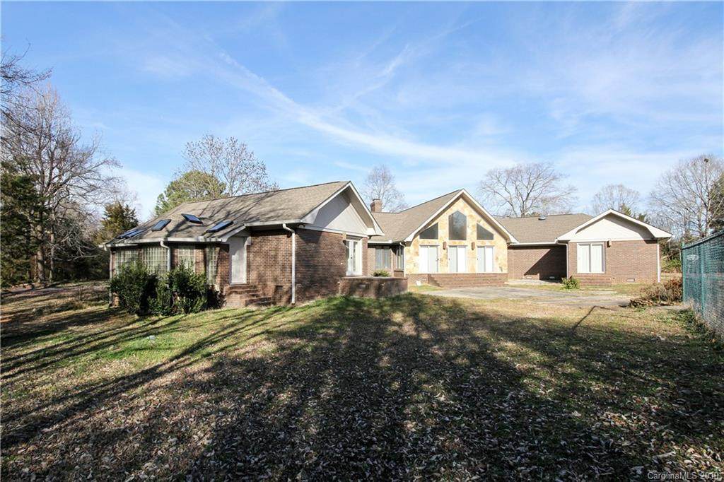 15711 Shopton Road - Photo 1