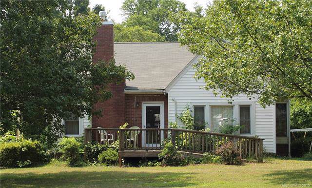 705 Tuckaseege Road - Photo 1
