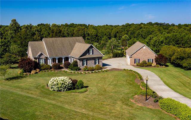 3131 Pinkie Lane - Photo 1