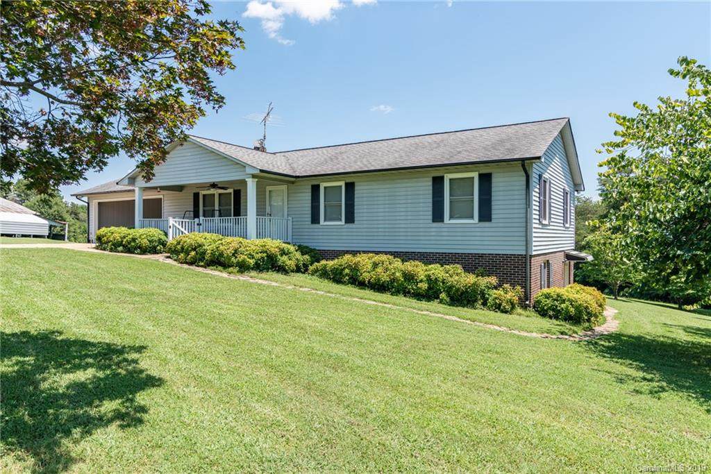 3894 Ridgewood Lane - Photo 1