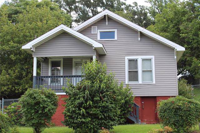 65 Dudley Avenue - Photo 1