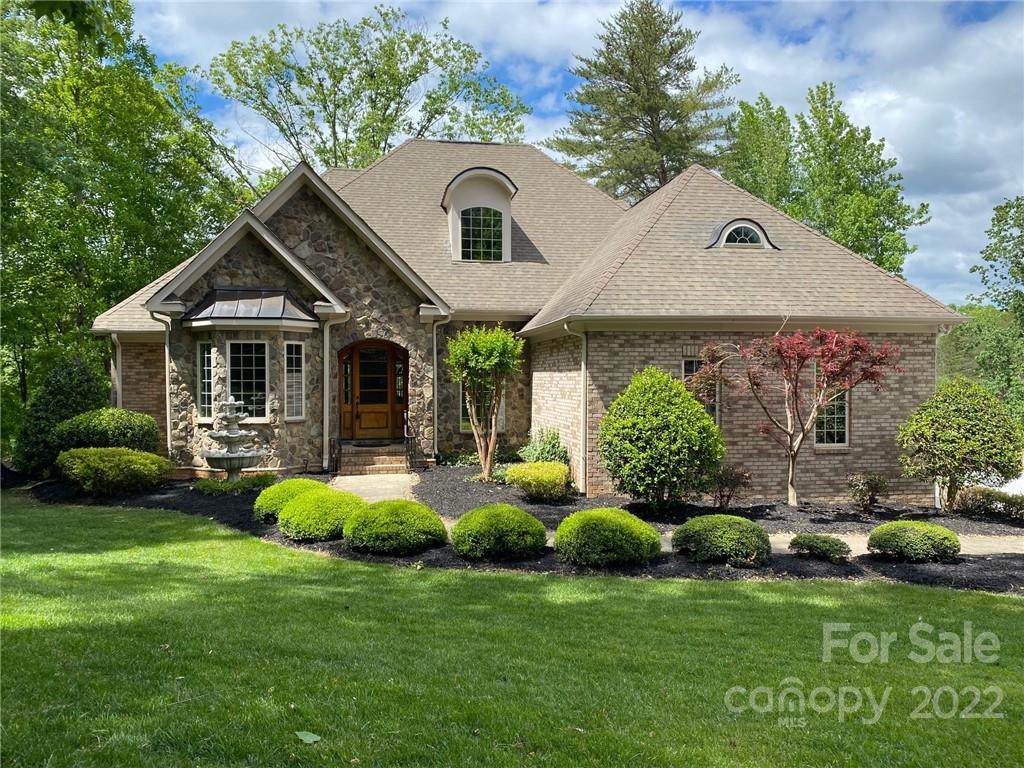 185 Bay Shore Loop - Photo 1