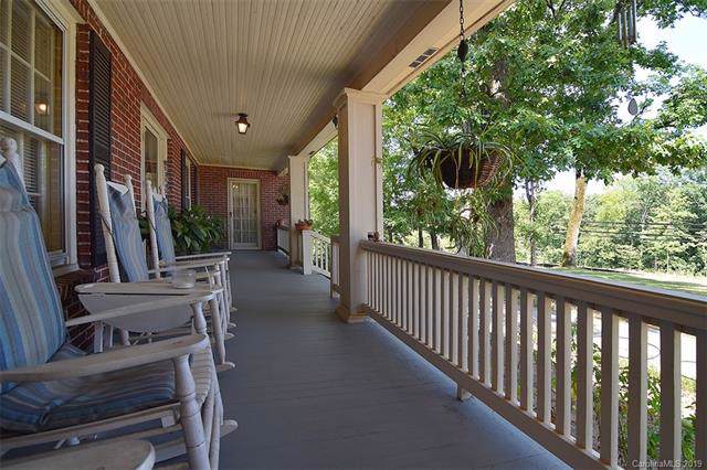 824 Main Street - Photo 1