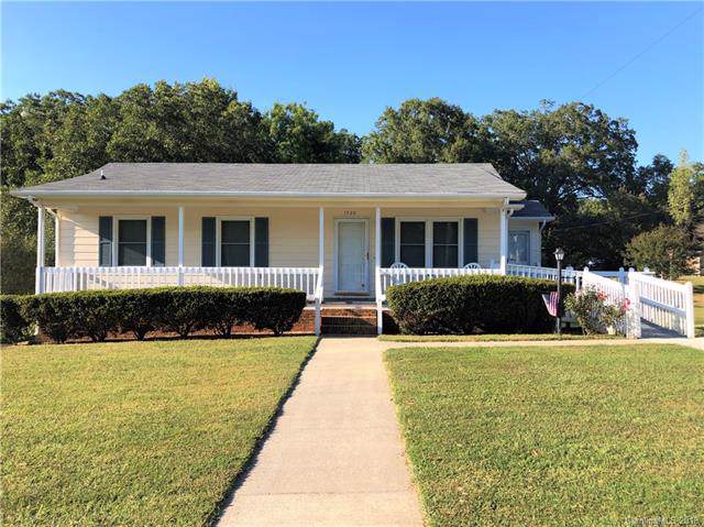 1520 Old Charlotte Road - Photo 1