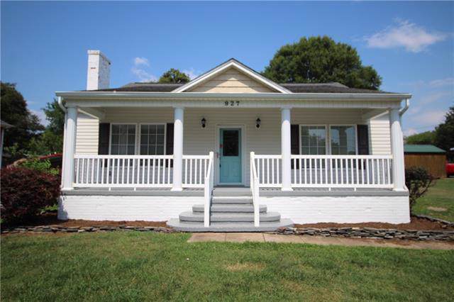 927 9th Street - Photo 1