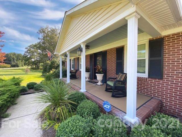 4622 Edgeland Road - Photo 1
