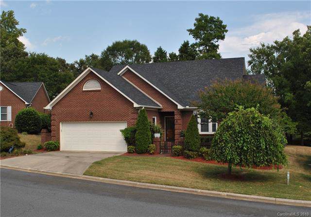 104 Prestwick Court - Photo 1