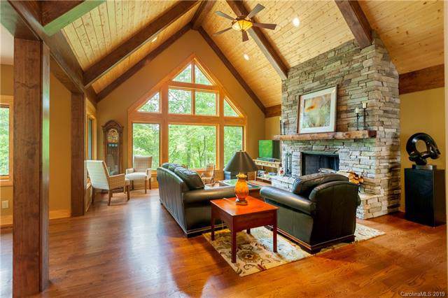 438 Lakewood Drive - Photo 1