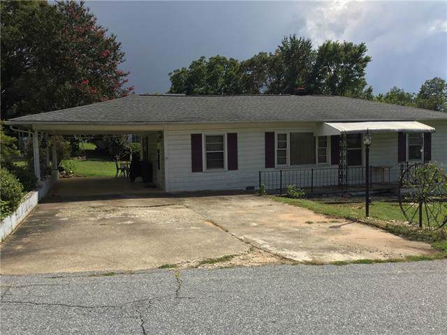 135 Clover Drive - Photo 1