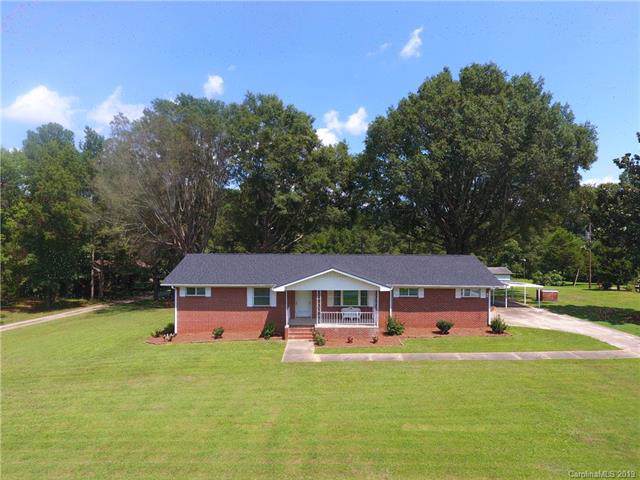516 Lakeview Drive - Photo 1