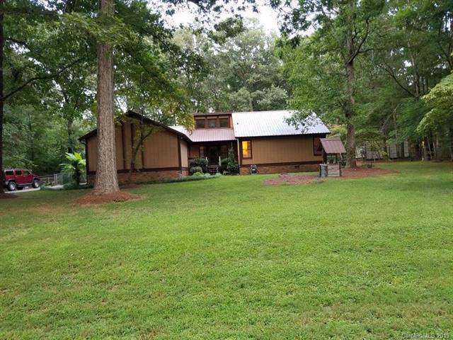 136 Oakleaf Lane - Photo 1