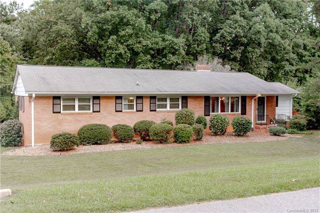 540 Downey Place - Photo 1