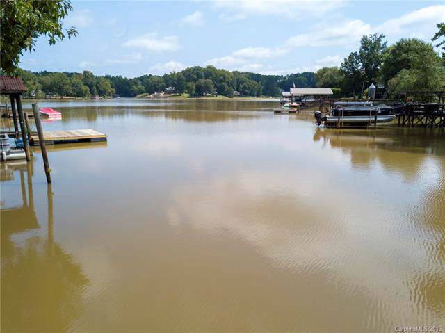 610 Edgewater Drive - Photo 1