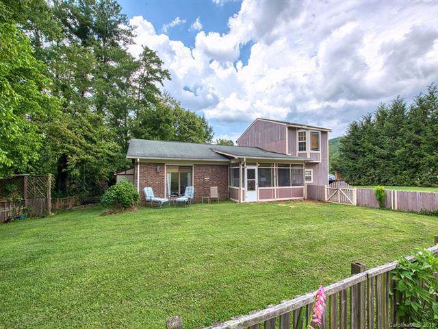 25 Pinewood Drive - Photo 1