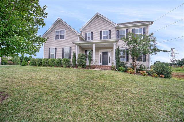 1004 Hawker Road - Photo 1
