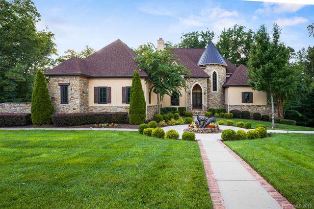 902 Harvest Pointe Drive - Photo 1