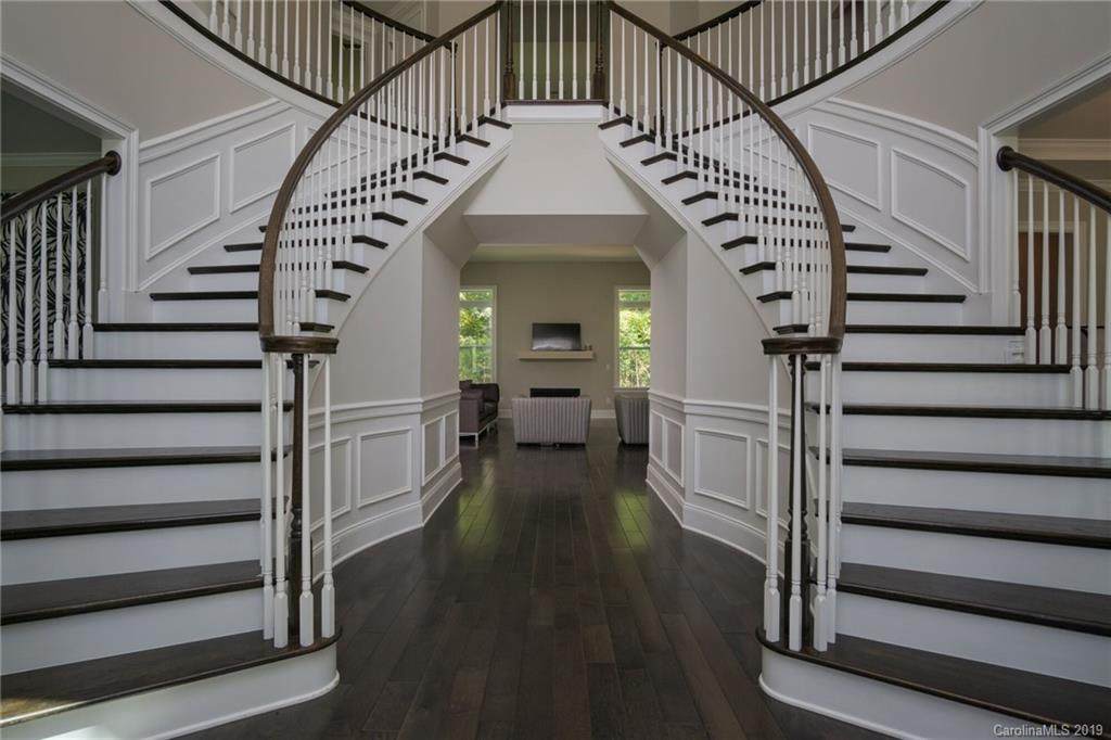 439 Turtleback Ridge - Photo 1