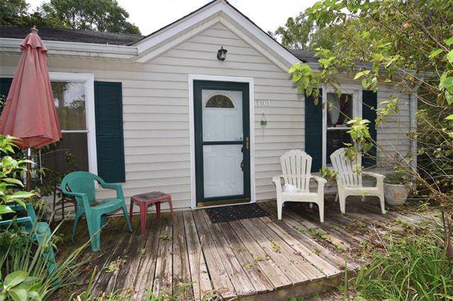 1700 Butler Hill Road - Photo 1