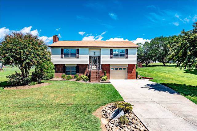 2040 35th Street - Photo 1