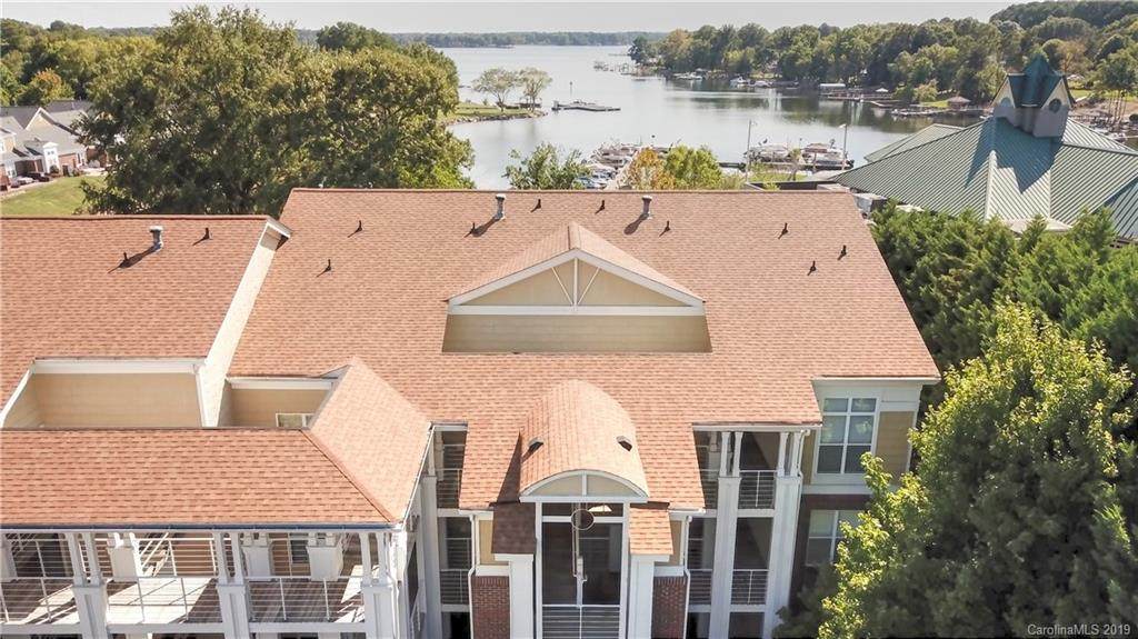 18643 Harborside Drive - Photo 1