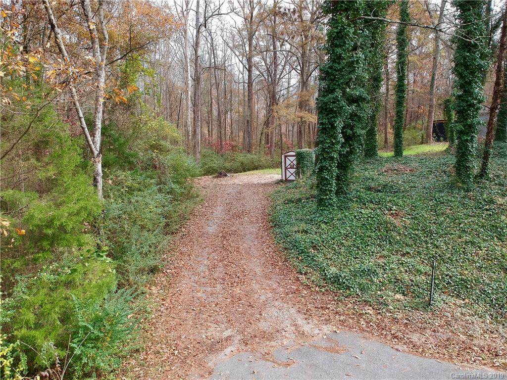 9982 Southwinds Drive - Photo 1