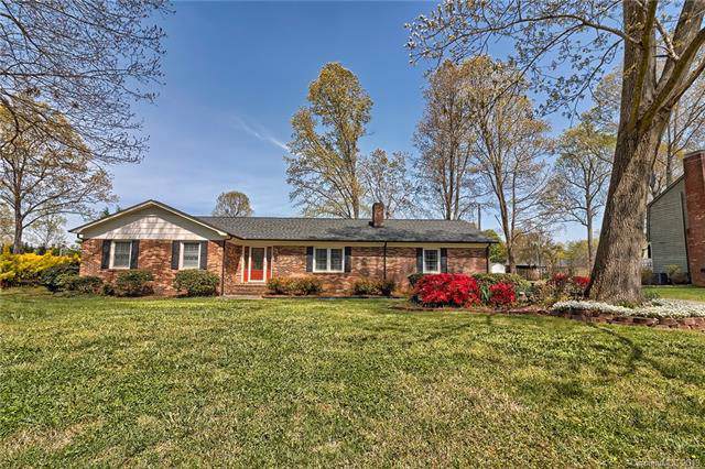 304 Windsong Drive - Photo 1