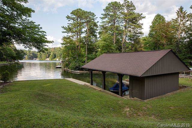 440 Club Boulevard - Photo 1