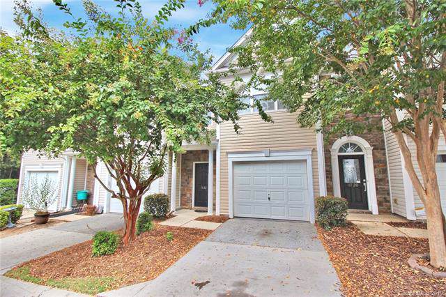 1722 Kashmir White Lane - Photo 1