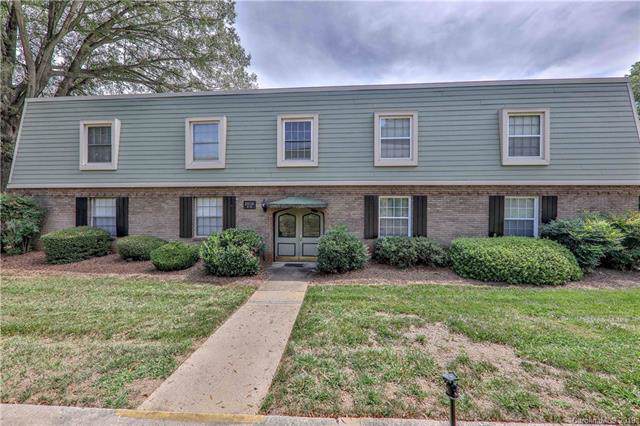 2606 Park Road - Photo 1