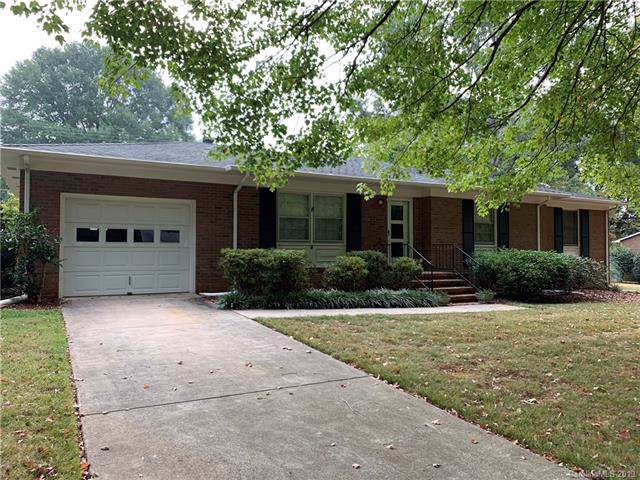 634 Briarwood Drive - Photo 1