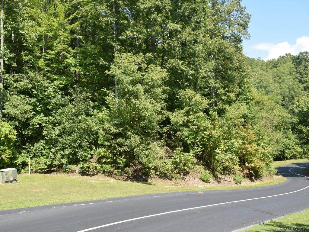 216 Mountain Crest Drive - Photo 1