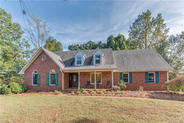 105 Seven Oaks Lane - Photo 1