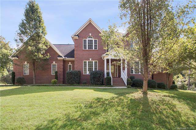 102 Churchill Drive - Photo 1