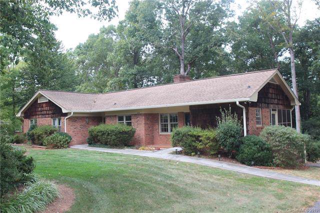 558 32nd Avenue Drive - Photo 1
