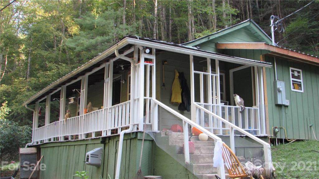 1889 Murphytown Road - Photo 1