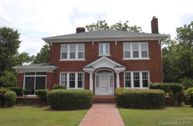 146 Circle Drive - Photo 1