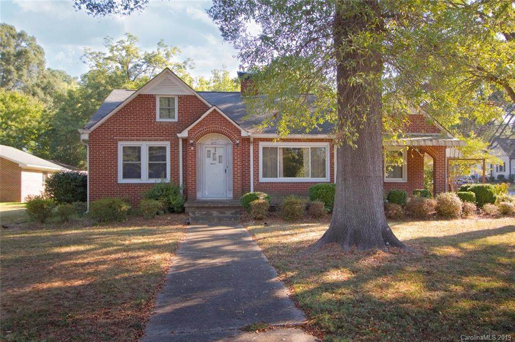675 Union Street - Photo 1
