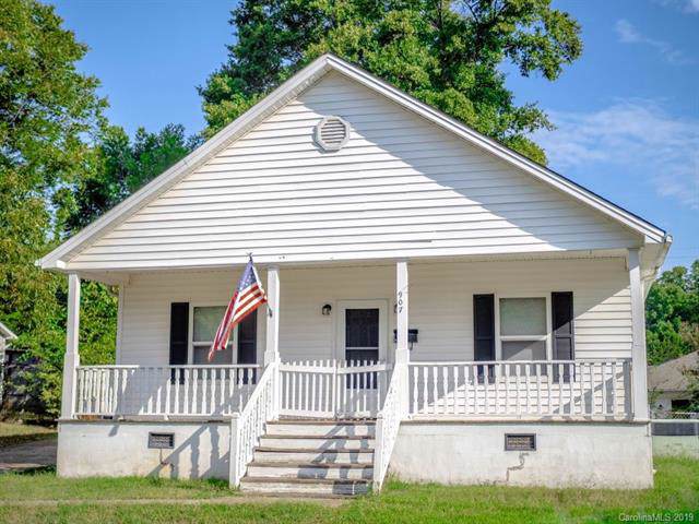 907 Laye Street - Photo 1
