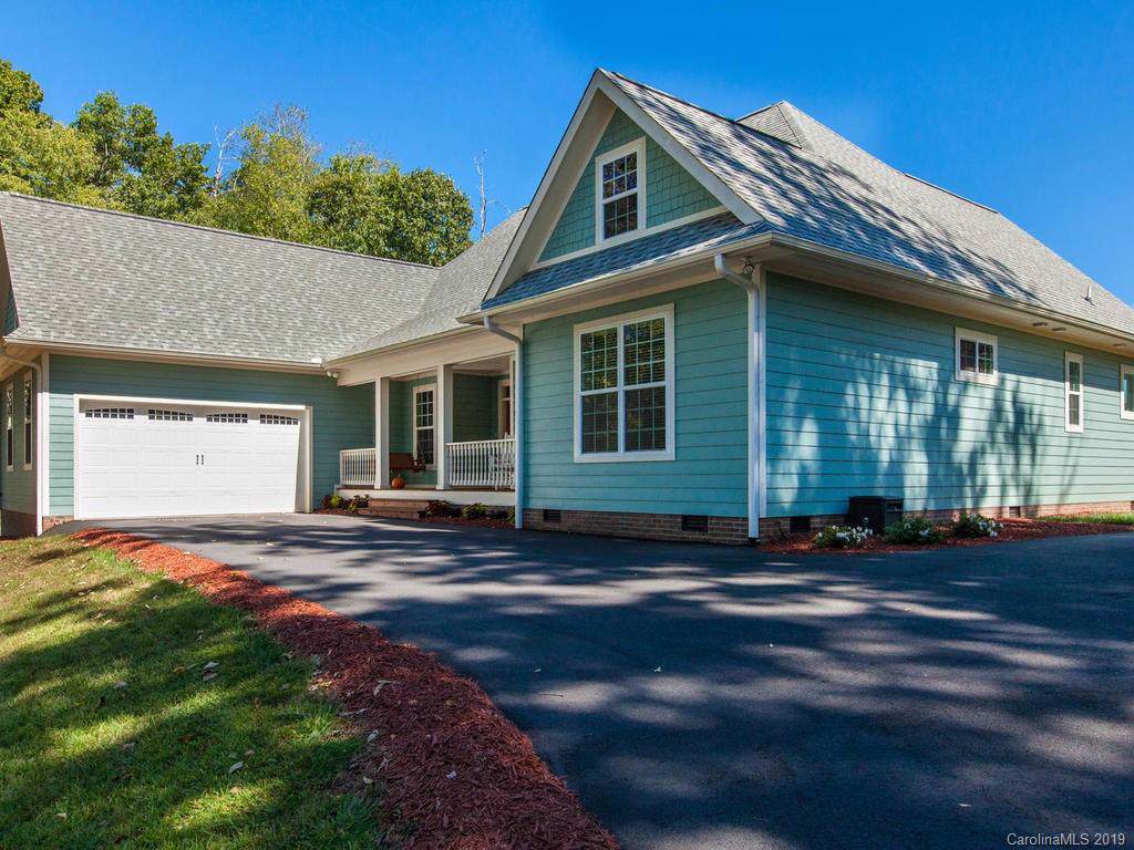 419 Oak Lane - Photo 1