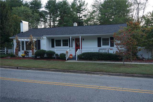 623 Powell Road - Photo 1
